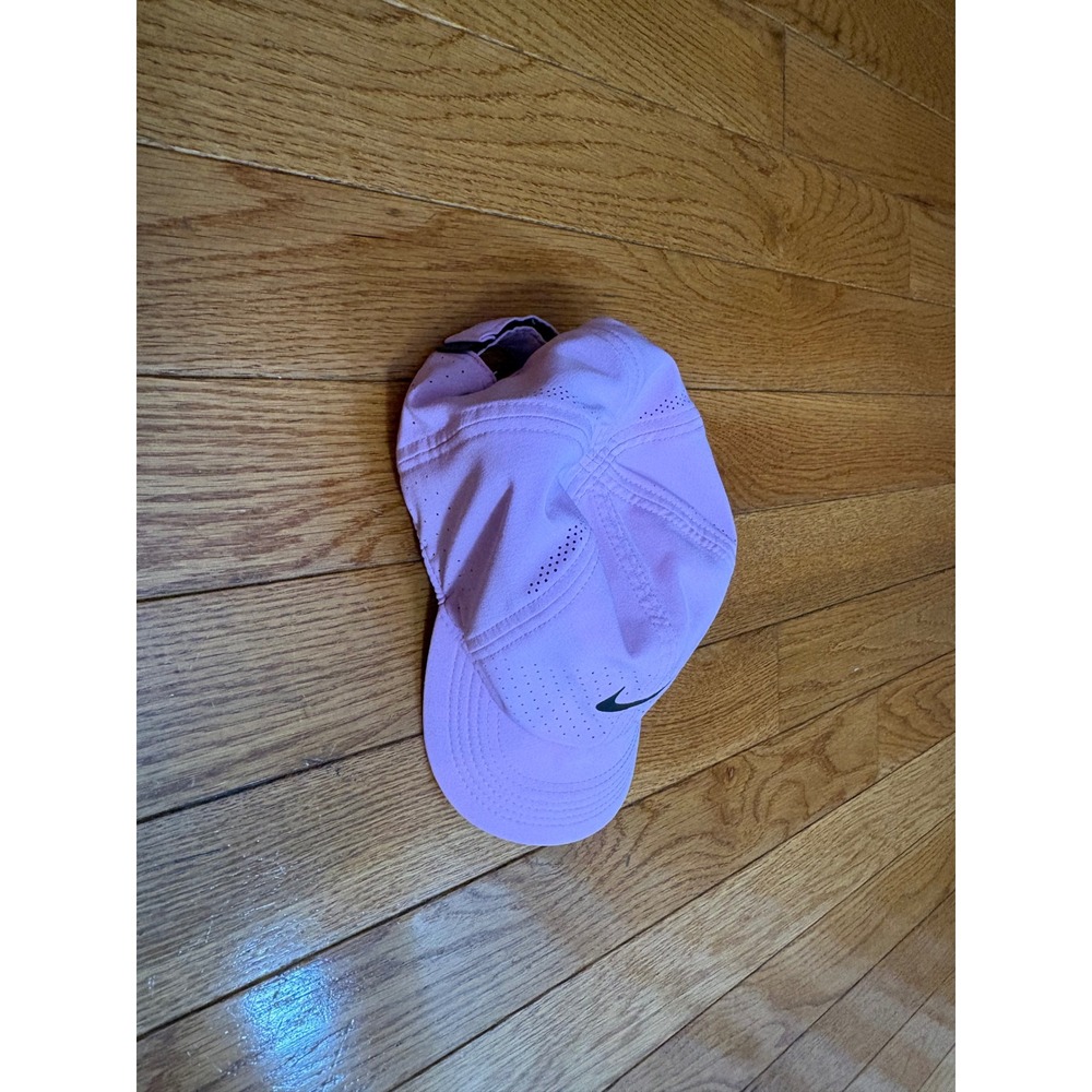 Nike Heritage86 Dri-FIT Adjustable Hat Light Purple Perforated Running Cap - Picture 4 of 5